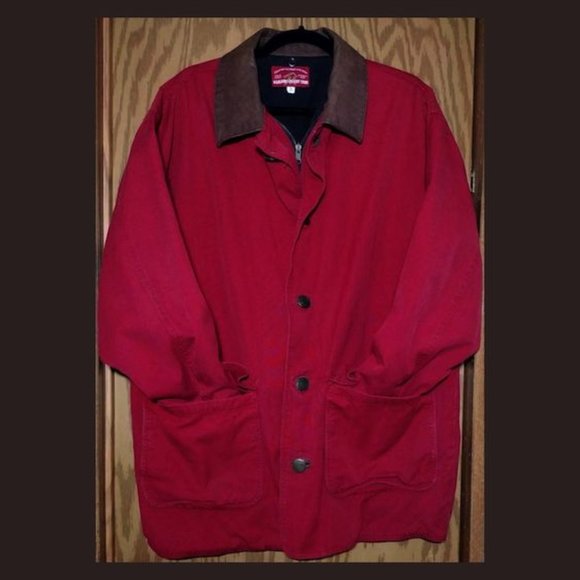 Marlboro Jackets & Blazers - Vintage Red Marlboro Barn Jacket